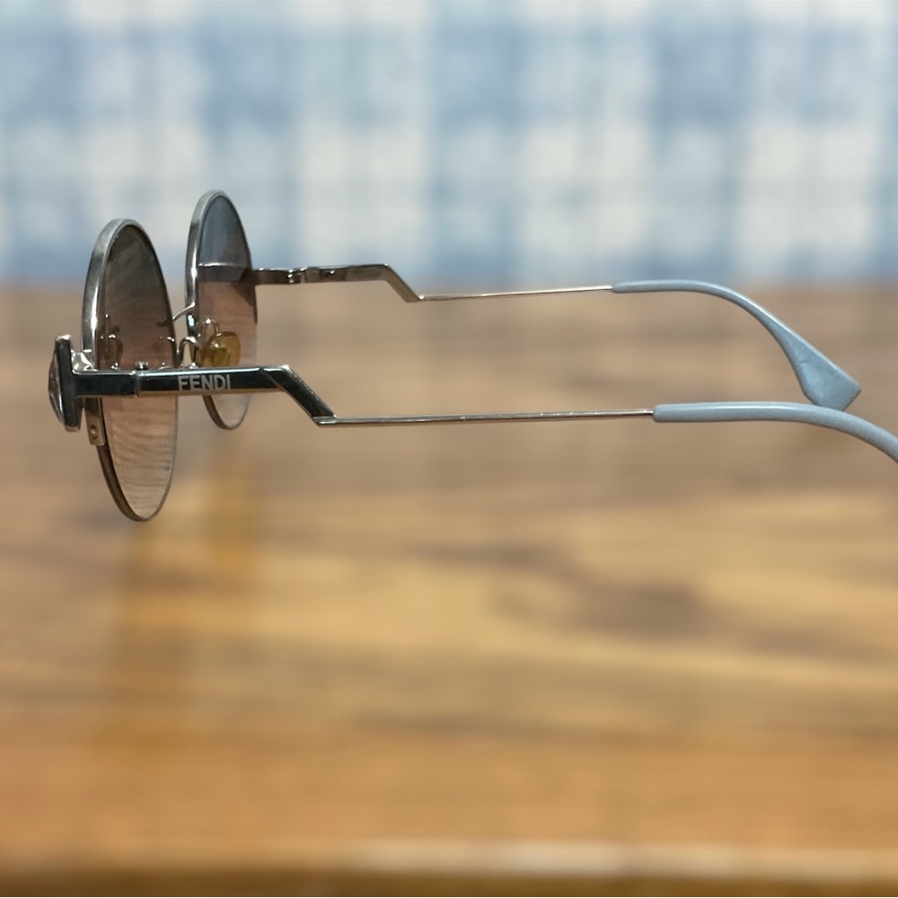 Fendi Round Gradient Sunglasses Silver Metal Arms FF0243/S Blue/Pink/Clear - Picture 5 of 11